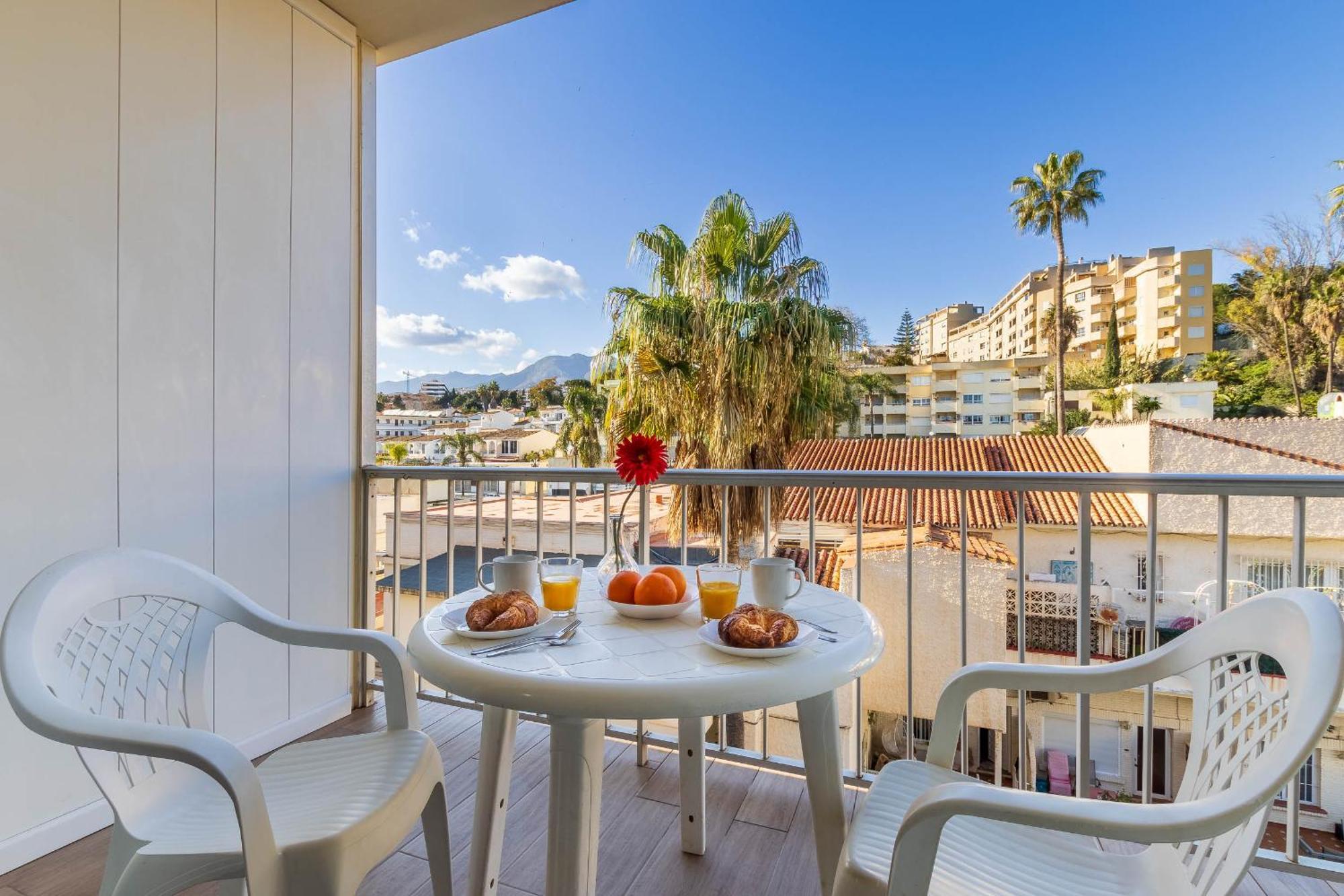 Carihuela Palace 418 By Ivi Real Estate Torremolinos Eksteriør billede
