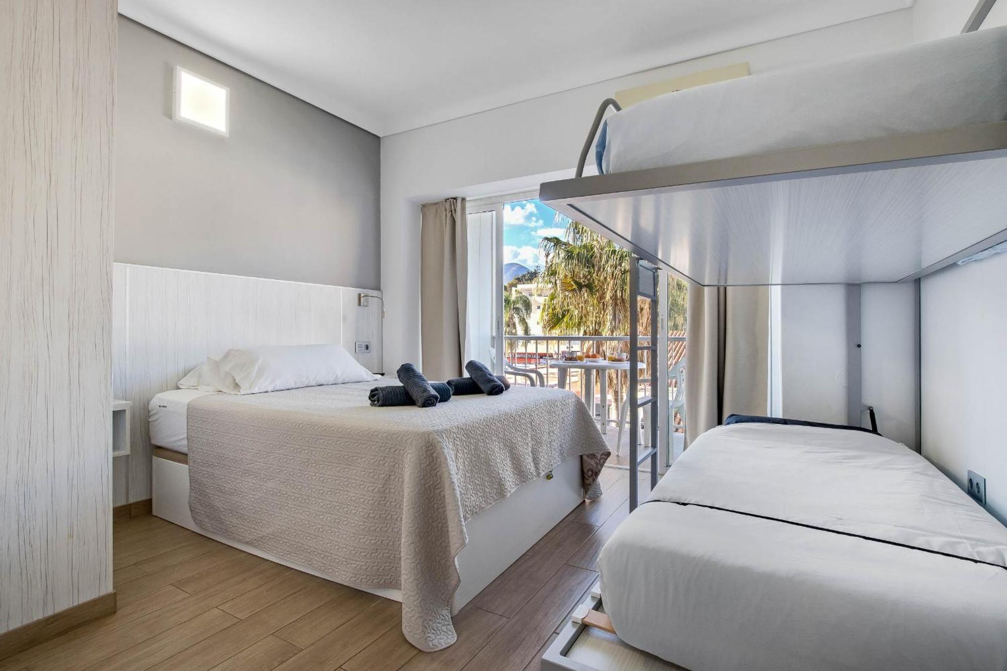 Carihuela Palace 418 By Ivi Real Estate Torremolinos Eksteriør billede